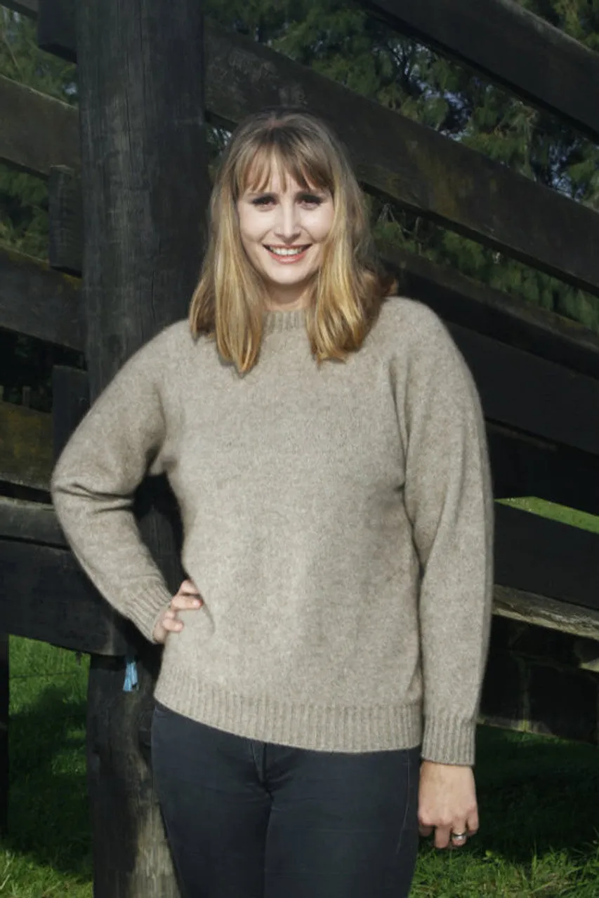 Lothlorian Plain Crew Neck Jumper - Possum Merino 9936