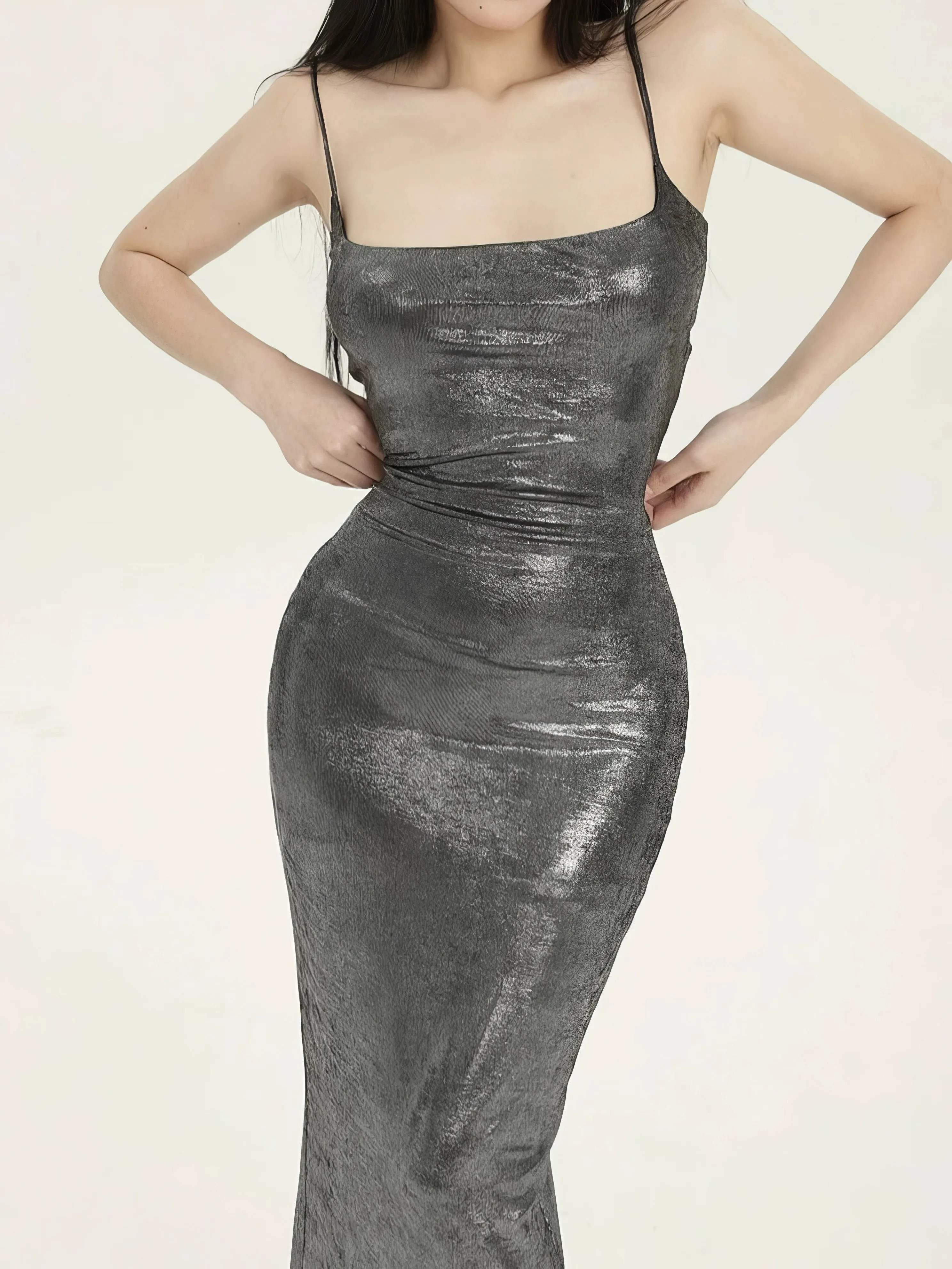 Metallic Sheen Sleeveless Low-Neck Maxi Dress