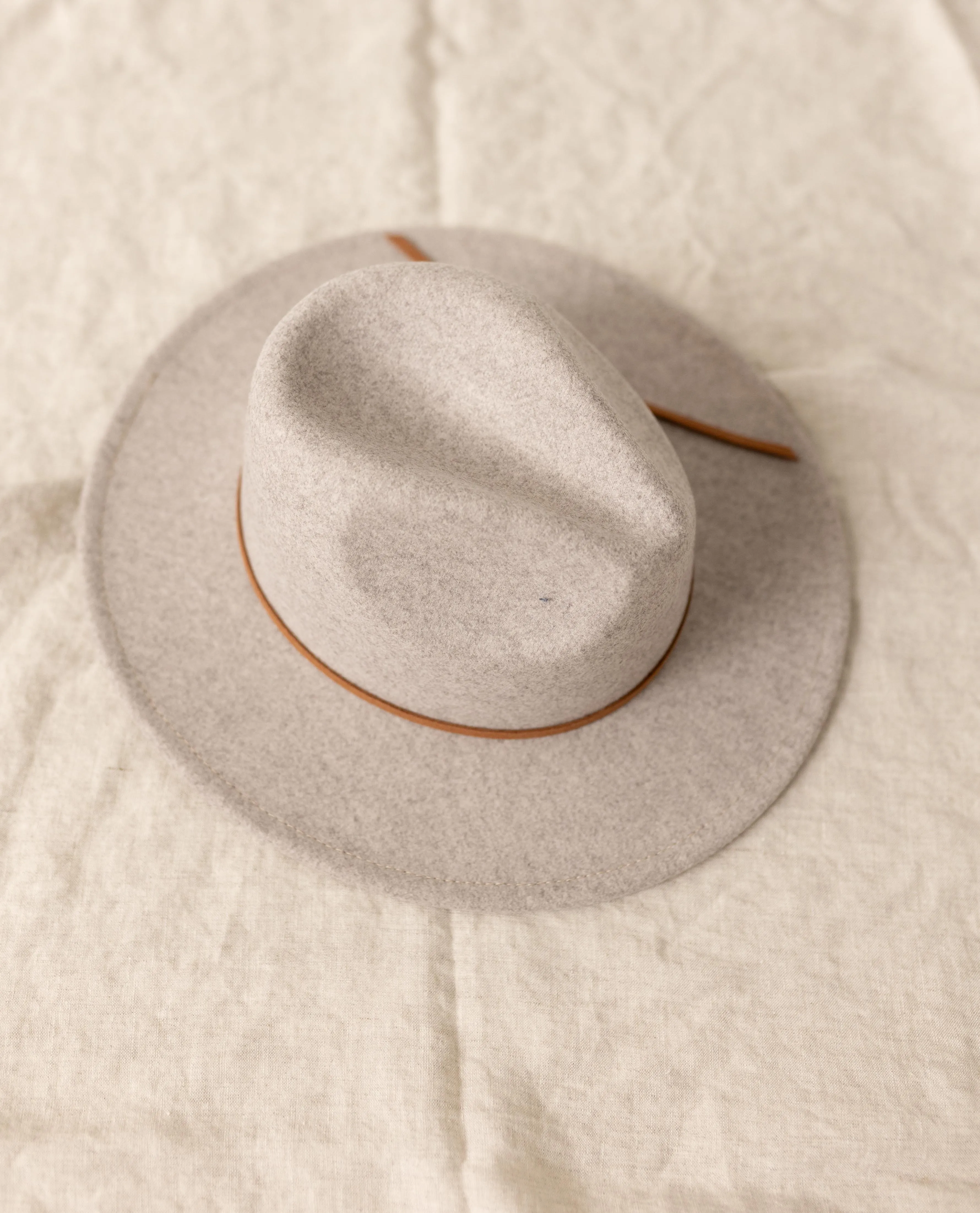 'Prague' Felt Fedora Hat in Oatmeal FINAL SALE