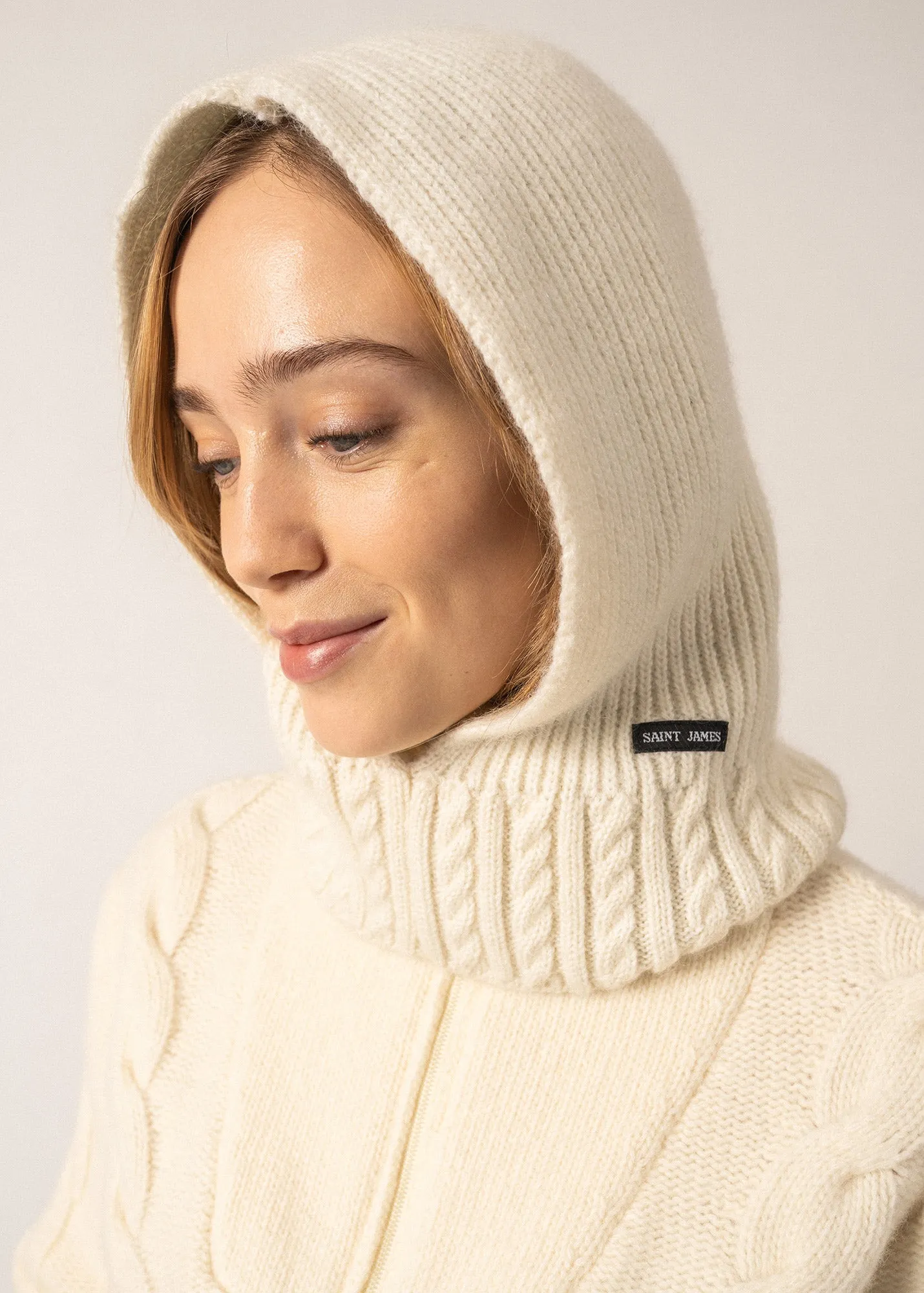 Wool Balaclava - in fancy knit (BLANC D'HIVER)